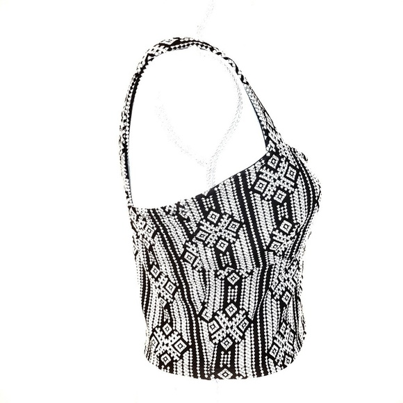 Ginger G B&W Tribal Geometric Print Crop Top - Picture 3 of 5
